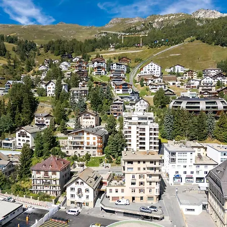 Paradise Steps To Chantarella Lift