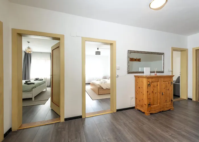 Daire Paradise Steps To Chantarella Lift *