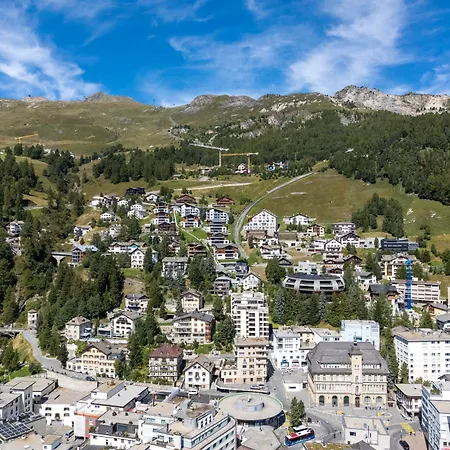 Paradise Steps To Chantarella Lift 圣莫里茨