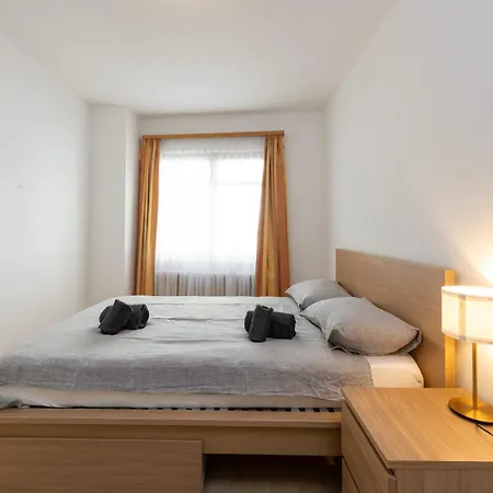 Paradise Steps To Chantarella Lift