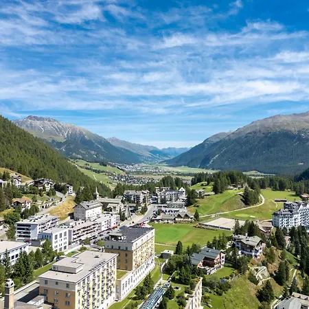 Paradise Steps To Chantarella Lift Daire Saint-Moritz